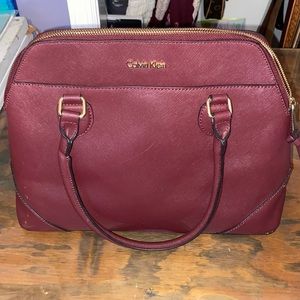 Calvin Klein bag EUC still in really good shape only used about a month